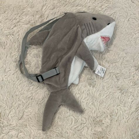 Backpack Plush, Shark Backpack, Shark Stuff, School Vacation, Cute Shark, Marine Animals, Cute Bags, Sea Animals, White Bag