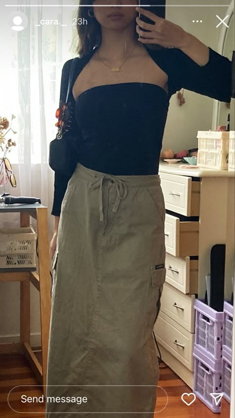 cargo skirt, bolero, bella hadid inspired outfit, ootd Long Cargo Skirt Y2k, Cargo Skirt Maxi Outfit, Bolero Skirt Outfit, Maxi Cargo Skirt Outfit Aesthetic, How To Style Bolero, Y2k Cargo Skirt Outfit, Bolero Dress Outfits, Outfit With Bolero, Cargo Skirt Maxi