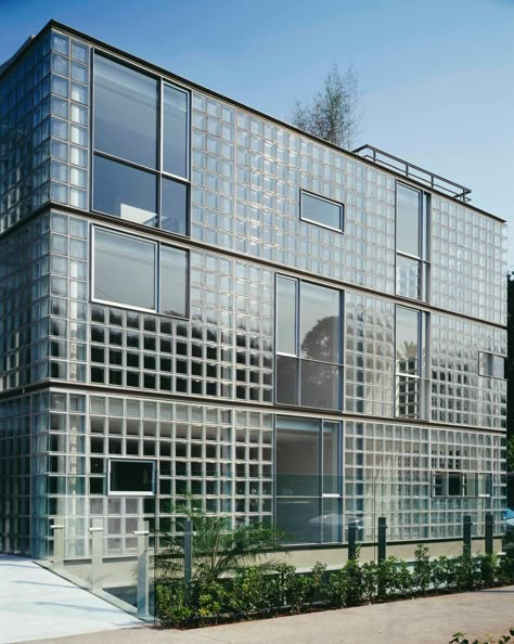 Polanco Mexico City, Window Image, Glass Blocks Wall, Front Facade, Two Towers, Facade Material, Warehouse Design, Glass Brick, Mexico City Mexico