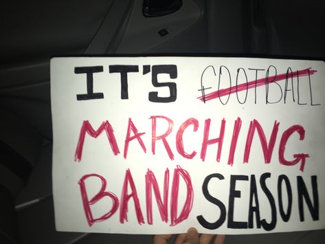 Marching Band Signs, Marching Band Painting, Marching Band And Football Couples, Marching Band Crush, Marching Band Posters Ideas, Marching Band Aesthetic Flute, Marching Band Couple Aesthetic, Marching Band Aesthetic Wallpaper, Marching Band Posters