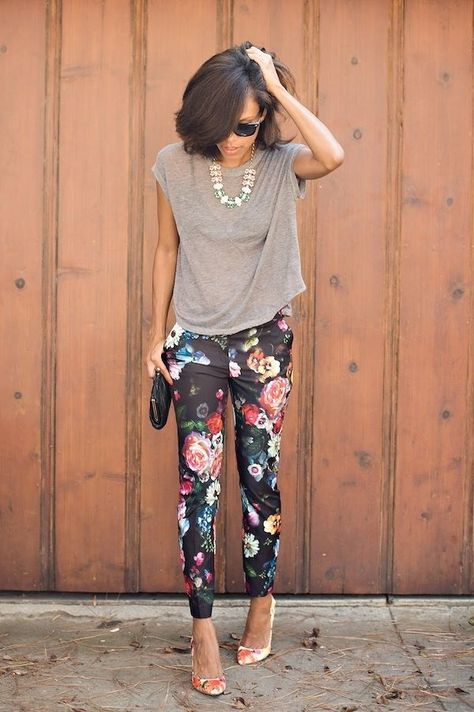 Floral Leggings | Community Post: 8 Of The Best Summer Trends In 2015 2015 Fashion Trends, Clothes Fall, Floral Trousers, New Street Style, Mode Casual, Street Style Trends, Outfit Trends, Floral Pants, Maxi Skirts