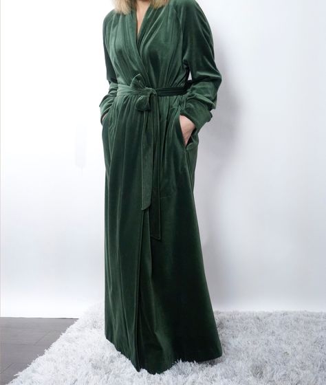 All my robes - https://www.etsy.com/shop/HBStyleEU Long velvet robe with 2 pockets, long sleeves, belt loops and belt. The fabric is wonderfully velvety and silky, soft and pleasant to the touch. - 100% organic cotton. Knitwear has certificates GOTS and Oeko-Tex. - You can choose any length of the robe gown to suit you. The model is 5'4" / 164 cm tall and the length of the robe is 56" / 142 cm. SIZING SIZE S Bust: fits bust around 32"-36"/ 82-92 cm Hips: fits hips around 35"-39"/ 89-99 cm SIZE M Green Dressing, Dress Velvet, Womens Robes, House Dress, Dressing Gown, Cotton Velvet, Velvet Dress, Elastic Band, Gowns Dresses