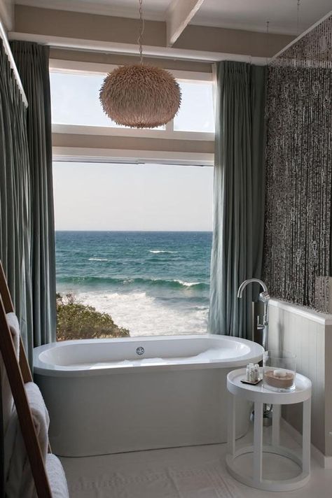 Mm-hmm... Modern Cottages, Seaside Bathroom, Light Curtains, Greece Aesthetic, Seaside Living, Dream Beach Houses, Seaside Decor, Cottage Bathroom, Coastal Bathrooms