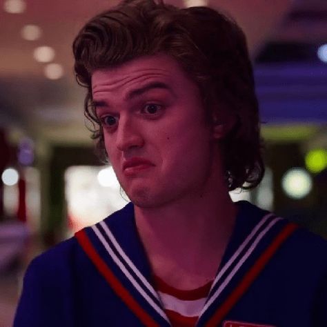 Kuromy 🖤 Steve Stranger Things, Stranger Things Icon, Joe Kerry, Widget Board, St Cast, Stranger Things Steve, Stranger Things Characters, Best Friend Gifs, Cast Stranger Things