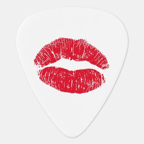 Strawberry Guitar Pick, Heart Guitar Pick, Guitar Pick Painting, Marauders Band Au, Cool Guitar Picks, Marauders Band, Lip Gifts, Unique Lips, Band Instruments