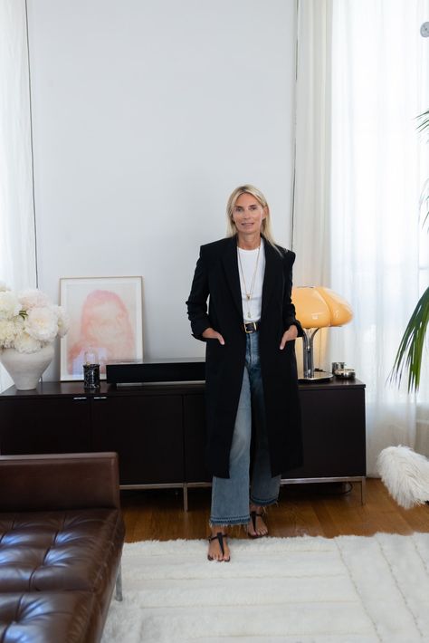 Une fille, un style: Inside the Parisian apartment of Valérie Leberichel, Global VP Communications at Givenchy | Vogue France Parisian Style Living Room, Modern Parisian Interior, Emmanuelle Alt Style, Modern Parisian Apartment, Jean Louis Scherrer, Modern Parisian, Parisian Interior, Emmanuelle Alt, Vogue France