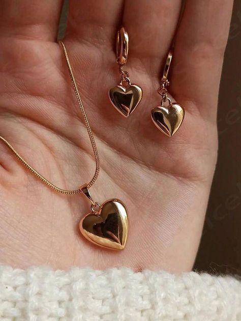 $1.50 Heart Shaped Pendant Necklace, Gold Collar, Women's Jewelry Sets, Heart Shaped Earrings, Classy Jewelry, Jewelry Lookbook, Heart Shape Pendant, Fancy Jewelry, Necklace Women