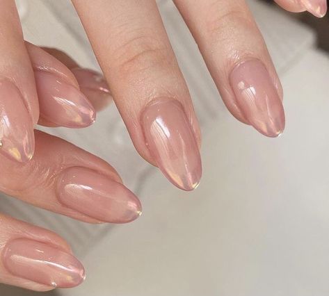 hailey bieber nails, glazed donut nails, jelly nails, korean jelly nails, classic nails, nude nails, minimalist nails, natural nails, chrome nails Casual Nails, Blush Nails, Pretty Gel Nails, Pearl Nails, Soft Nails, Neutral Nails, Classy Nails, Dream Nails, Makati