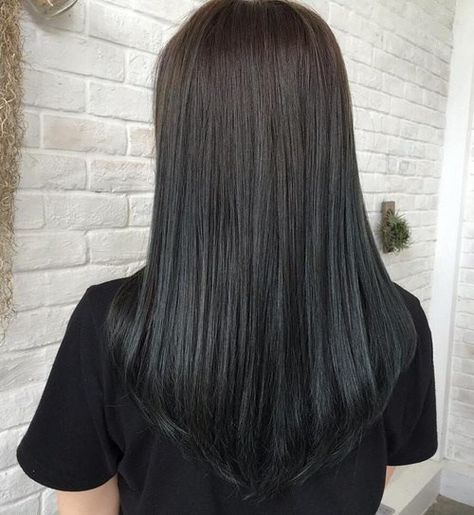 40 V-Cut and U-Cut Hairstyles to Angle Your Strands to Perfection Long V Haircut, U Haircut, U Cut Hairstyle, V Cut Hair, V Shaped Haircut, Undercut Styles, Medium Layered Haircuts, Disconnected Undercut, Medium Length Hair With Layers