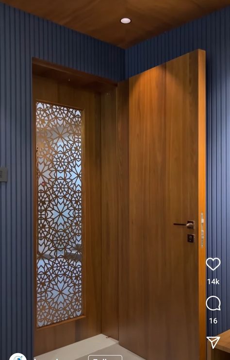 Hall Door Design Modern, Sefti Door Design Ms, White Safety Door Design, Sefty Door Grill Design, Main Door With Jali Design, Door Design Interior Unique, Main Door Design Entrance Modern Luxury Double Door, Safty Door Design Front Entry Modern, Saftydoor Wooden Design