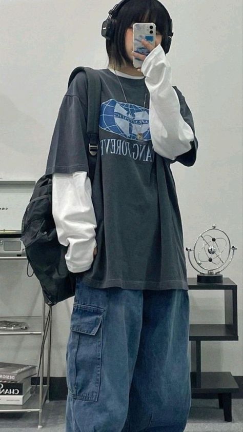 Korean Oversized Outfit, Pakaian Hipster, Tomboy Fits, Baggy Outfit Ideas, Boyish Outfits, Beauty Haul, Baggy Clothes, Trendy Outfits For Teens, Oversize Casual