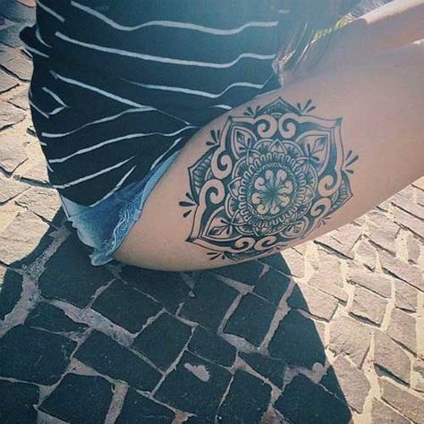 25 Awesome Mandala Tattoo Designs & Meanings Tattoo For Healing, Mandala Tattoo Leg, Maori Tattoo Frau, Mandala Thigh Tattoo, Large Mandala, Maori Tattoos, Tattoo Dotwork, Thigh Tattoo Designs, Tattoo Leg