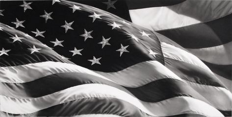 Robert Longo | Hamilton-Selway American Flag Drawing, Metro Pictures, Flag Tattoo, Flag Art, New York Art, London Art, Artistic Photography, Summer Photography, Mixing Prints