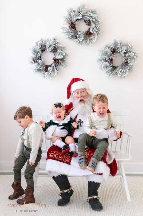 Toddler Boy Santa Pictures Outfit, Family Santa Photos, Santa Session Photography, Picture With Santa Outfits, Santa Pictures Outfits, Pictures With Santa Outfits, Family Pictures With Santa, Santa Pictures With Kids Outfits, Santa Claus Photo Shoot