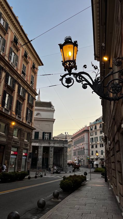 Genova Italy Aesthetic, Romantasizing Life, Italia Aesthetic, Chav Outfits, Genova Italy, Stickers Whatsapp, Aesthetic Italy, Euro Summer, Beautiful Aesthetic