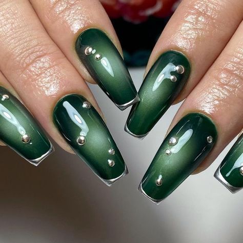 Green Nails For Fall, Green Aura Nails, Nails Gold Chrome, 2023 Aura, Cosmetics Ideas, Emerald Green Nails, Secret Entrance, Nails For Fall, Silver Nail Designs