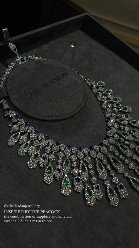 🤍 #diamond #jewelry #jewellery #aesthetic #inspiration Elven Tree, Expensive Jewellery, Neck Pieces Jewelry, Fotografi Vintage, Expensive Jewelry Luxury, Diamond Necklace Designs, Bridal Diamond Jewellery, Luxe Jewelry, Earrings Design