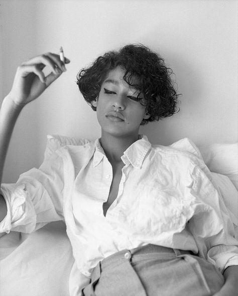 Curly Hair Editorial, Damaris Goddrie, Hair Editorial, Hair Photo, Short Curly Hair, Grunge Hair, Hair Highlights, Short Curly, Hair Inspo