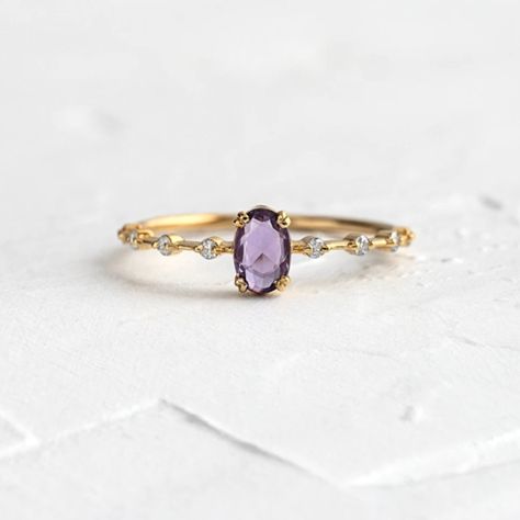 Purple Stone Rings, Yellow Gold Color, Amethyst Ring Engagement, Tiny Rings, Trendy Ring, Crystal Light, Gold Filled Ring, Purple Crystal, Zircon Ring