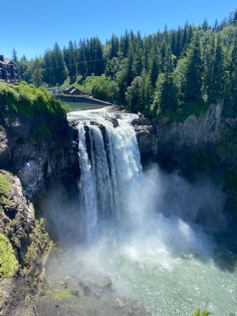 Washington Waterfalls, Colorado Wildflowers, Snoqualmie Falls, Mountain Hike, Pretty Landscapes, Paradise On Earth, Road Trip Usa, Beautiful Places To Visit, Travel Inspo