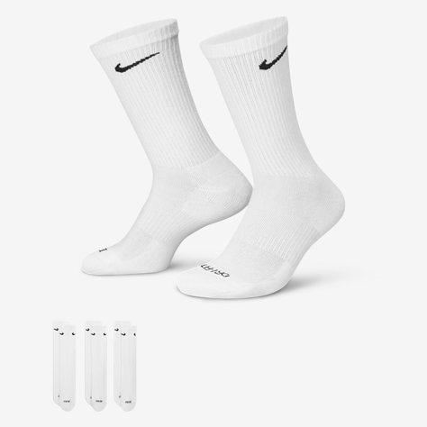 Nike Everyday Plus Cushioned Training Crew Socks (3 Pairs) Quince Surprise Gift, Female Rapper Costume, Nike Socks Women, Nike Socks Outfit, Thanksgiving Fit, White Nike Socks, Nike Crew Socks, Outfit With Uggs, Clothing Necessities