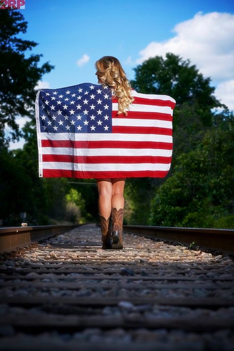 Wake forest NC American Flag Photoshoot Photographer Roger Duke American Flags Photography, American Flag Senior Pictures, Memorial Day Photoshoot, Flag Poses, American Flag Photoshoot, Patriotic Photoshoot, Boot Photography, Fitness Photoshoot Ideas, Flag Photoshoot