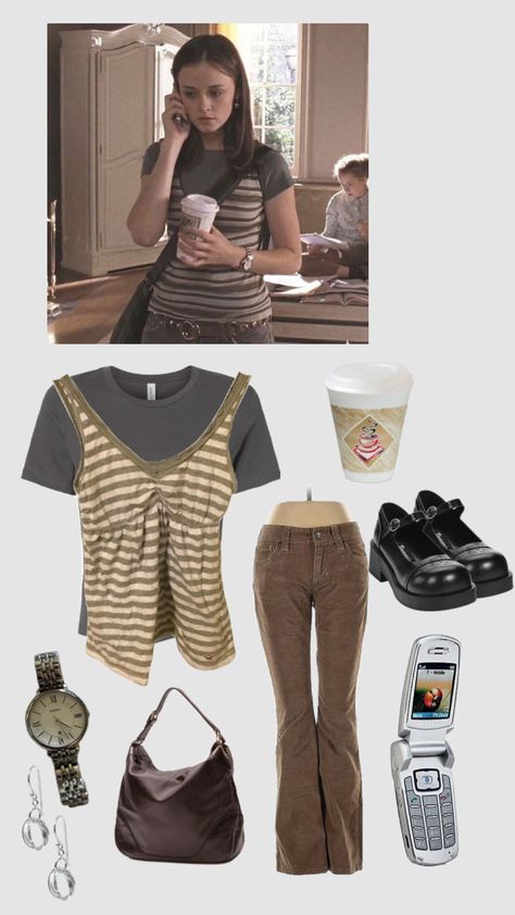 Rory Gilmore Outfit #gilmore #gilmoregirl #rorygilmoreaesthetic #outfit #outfitinspo Rory Gilmore Style, Gilmore Girls Outfits, Gilmore Girl, Famous Outfits, Downtown Outfits, Tv Show Outfits, Autumn Clothes, Rory Gilmore, Outfit Inspo Fall