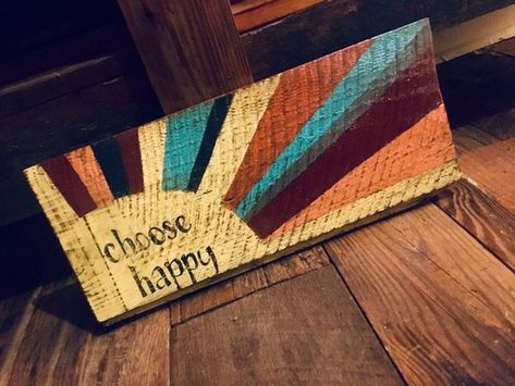 Painted Wood Signs Ideas, Wood Painting Ideas Diy Wooden Signs, Painted Signs On Wood Ideas, Painted Signs On Wood, Boho Signs Wall Art, Painted Pallets For Outside, Sign Ideas For Home, Pallet Painting Ideas, Boho Wood Signs