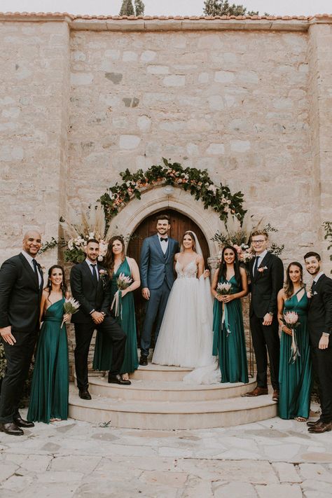 Green Theme Wedding, Emerald Wedding Theme, Tunnel Of Lights, Gold Blush Wedding, Emerald Wedding Colors, Emerald Bridesmaid, Emerald Green Wedding Theme, Forest Green Wedding, Dark Green Wedding