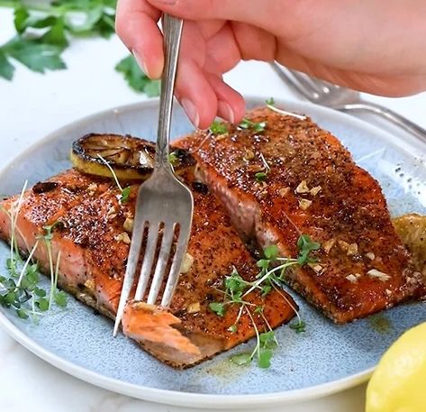 Lemon Butter Pan Seared Sockeye Salmon – Sizzlefish Sockeye Salmon Recipe Pan, Sockeye Salmon Recipe, Sockeye Salmon Recipes, Salmon Recipe Pan, Sockeye Salmon, Lemon Butter Sauce, Salmon Recipe, Lemon Butter, Pan Seared