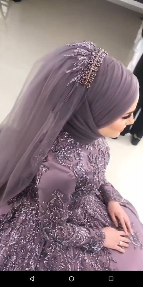 Purple Hijab, Turkish Bride, Muslim Wedding Hijab, Color Uva, Wedding Hijab Styles, Bridal Hijab Styles, Hijab Gown, Muslim Wedding Gown, Baju Kahwin