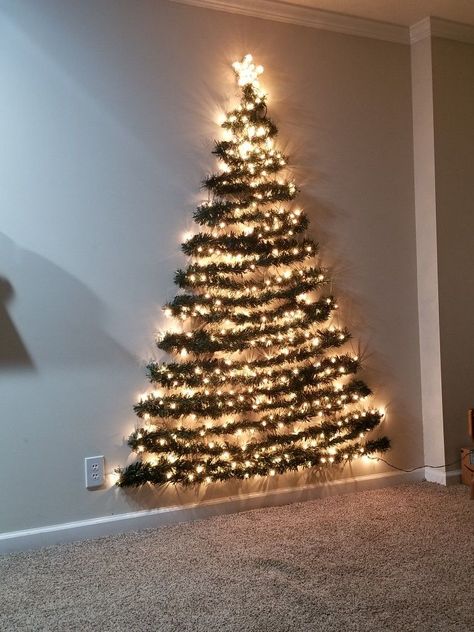 Christmas Tree Out Of Lights On Wall, Lights On Wall Christmas Tree, Wall Light Christmas Tree, Light Christmas Tree On Wall, Christmas Tree On Wall With Lights, Christmas Hallway Decorations House, Christmas Light Tree On Wall, Wall Xmas Tree Ideas, Christmas Photo Op Ideas