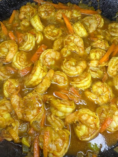 How to make Jamaican Curry Shrimp - Jerk Tavern Curry Shrimp Jamaican, Jamaican Brown Stew, Jamaican Curry Powder, Jamaican Curry Chicken, Curry Seasoning, Brown Stew Chicken, Goat Recipes, Jamaican Curry, Oxtail Recipes