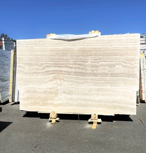 Navona Roman Vein Cut Travertine slabs from Italy at Slab Yard Travertino Marble, White Marble Mosaic, Vein Cut, Taj Mahal Quartzite, Marble Trend, Concrete Tiles, Tile Stores, Marble Slab, Marble Tile