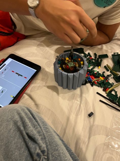 Lego Building Date, Building Legos Aesthetic Couple, Lego Building Aesthetic, Building Legos Aesthetic, Lego Date, Scooby Doo Pictures, Cheaper By The Dozen, Dream Dates, Building Aesthetic