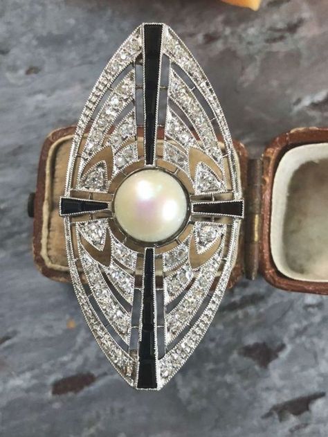 Art Deco Jewelry Earrings, Art Deco Jewelry Necklace, Pearl Ring Vintage, Art Deco Jewelry 1920s, Art Deco Jewelry Rings, Art Deco Inspired Jewelry, Art Deco Rings, Bijoux Art Deco, Pearl Rings Vintage