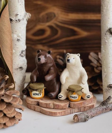 Elena | animal figurines and nature art🪺 on Instagram: "🍯 Bears with honey are so cute 🐻🐻‍❄️. Which bear do you like better?☺️" Ceramic Bear, Clay Bear, Foam Clay, Clay Inspo, Ceramic Ideas, Cute Clay, Hand Painting Art, Animal Figurines, Clay Ceramics