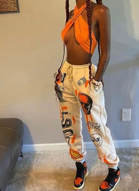 Cool Concert Outfits Hip Hop, Summer Concert Outfit Ideas Hip Hop, Hip Hop Concert Outfit Summer, Rap Outfit Woman, Rolling Loud Fits, Rap Concert Outfit Ideas Hip Hop, Rolling Loud Outfits California, Parklife Festival Outfit, Concert Outfit Rap