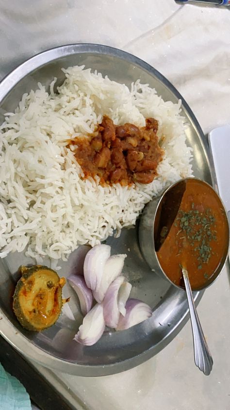 Rajma Rice, Grid Paper Printable, Rajma Chawal, Delicious Food Image, Best Friend Images, Foodie Pics, Pink Perfume, Diary Book, Delicacy Food