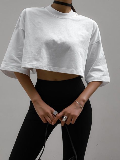 Cheap Athleisure Crew Neck Cropped T-shirt, Cheap Relaxed Fit Sporty Crop Top, Cheap Athleisure Crew Neck T-shirt, Cheap Crew Neck T-shirt For Athleisure, Cheap Women's Cropped Athleisure T-shirt, Cheap Crew Neck T-shirt For Day Out, Cheap Oversized Athleisure Tops, Cheap Stretch Cropped T-shirt For Athleisure, Affordable White Athleisure Crop Top