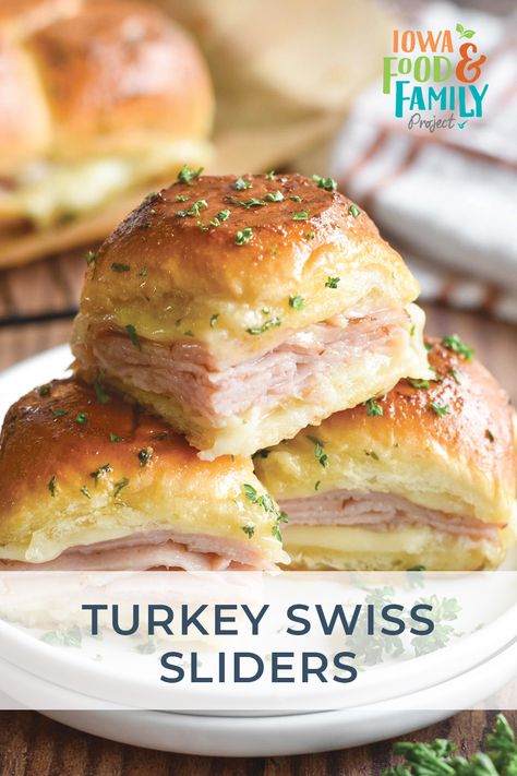 Sliders Turkey And Swiss Sliders Kings Hawaiian, Turkey Swiss Sliders Hawaiian Rolls, Turkey Sliders On Hawaiian Rolls Easy, Turkey Hawaiian Roll Sliders, Hawaiian Roll Sliders Turkey, Turkey Swiss Sliders, Turkey Bacon Sliders, Turkey And Swiss Sliders, Turkey Sliders Recipes