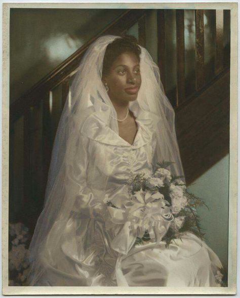 Vintage Black Weddings. Hazel Scott on her wedding day, Harlem NYC (August 1945) TEESPRING.COM/OURSTORY Black Weddings, Harlem Nyc, June Bride, African American Weddings, Black Bride, Wedding Dresses Photos, Antique Wedding, Wedding Gowns Vintage, Vintage Bride