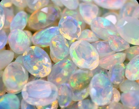 Opal Aesthetic Gem, Opal Gemstone Aesthetic, Opal Stone Aesthetic, Opal Aesthetic Wallpaper, Irredescent Aesthetic, Opal Aesthetic, Crystal Aesthetic, Mermaid Aesthetic, Cool Rocks