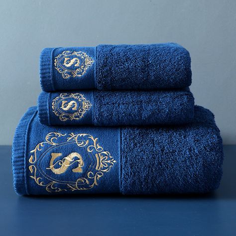 Product information: Product name: Bath towel Material: pure cotton Weight: 500g (including) or more Production process: embroidery, spiral hair, broken file Specifications (length * width cm): 80 * 160 Yarn specification: 21 counts Color: deep blue, elegant white, dolphin gray, business gray, dark gray Washing guide 1. Before using the new towel, it is recommended to rinse with cold water to remove the surface of the floating hair; 2. Do not dry clean, do not iron, do not bleach; 3,Please keep the towel place ventilated and dry to prevent mildew; 4. Towels should not be used for more than three months, timely replacement, use more smooth and delicate. Packing list: Bath towel x 1 Hotel Bath Towels, Hotel Towels, Luxury Towels, Five Star Hotel, Cotton Bath Towels, Linen Set, Soft Towels, Bath Towel Sets, Bathroom Towels