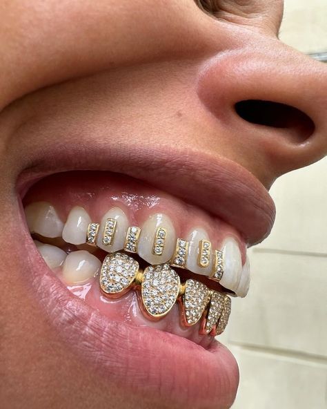 The Classy Issue Pretty Teeth, Dental Jewelry, Grillz Teeth, Tina Kunakey, Dope Jewelry Accessories, Grills Teeth, Tooth Gem, Teeth Jewelry, Jewelry Fashion Trends