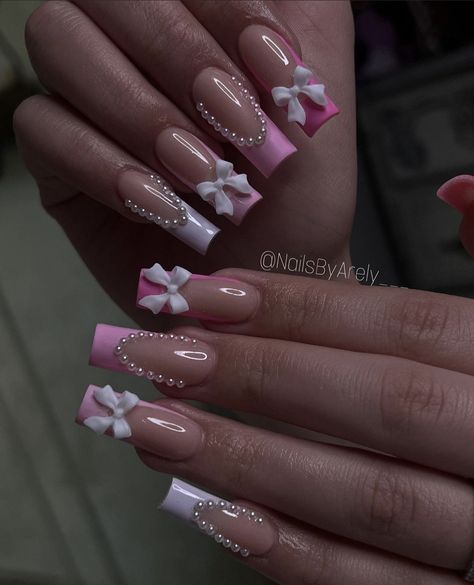 Uñas Coquette, Acrylic Toe Nails, Nagel Tips, Colored Acrylic Nails, White Acrylic Nails, Girly Acrylic Nails, French Acrylic Nails, Classy Acrylic Nails, Short Square Acrylic Nails