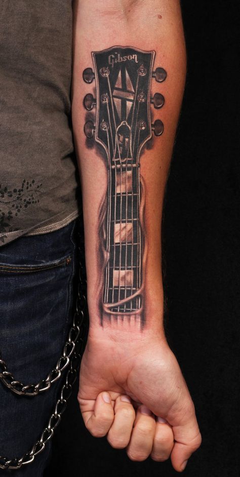 Music Guitar Tattoo, Guitar Tattoo Design, Kunst Tattoos, Guitar Tattoo, Music Tattoo Designs, Tattoo Henna, Forearm Tattoo Design, Note Tattoo, Disney Tattoo