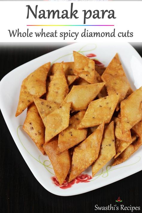 Namk para or spicy diamond cuts are a snack made with whole wheat flour, spices and salt. #namakpara #namakpare #nimkirecipe via @swasthi Evening Snacks Recipes, Diwali Treats, Namak Pare, Easy Indian Snacks, Diwali Special Recipes, Diwali Recipes, Kids Holidays, Maharashtrian Recipes, Diwali Snacks