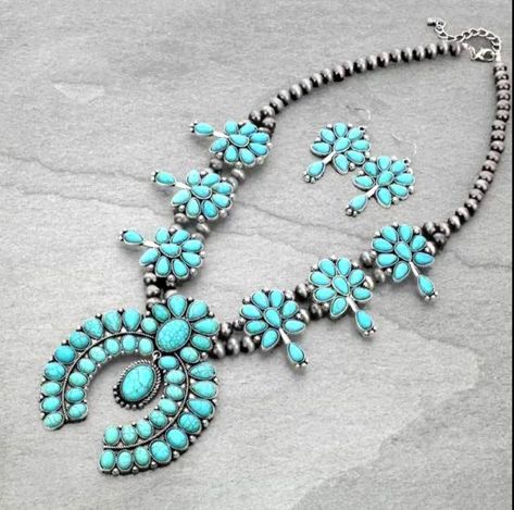 Turquoise Jewelry Western, Western Things, Turquoise Stone Jewelry, Navajo Turquoise Jewelry, Cowgirl Necklaces, Necklace Set With Earrings, Earrings Western, Turquoise Squash Blossom, Turquoise Hoop Earrings