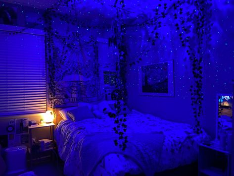 Stary Night Bedroom Ideas, Avatar Bedroom, Pandora Inspired Room, Pandora Themed Bedroom, Avatar Bedroom Ideas, Avatar Room Ideas, Avatar Inspired Room, Avatar Room, Avatar Themed Room